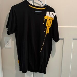 Nike Black T‑Shirt with Yellow & White 'Just Do It' Graphic Livestrong